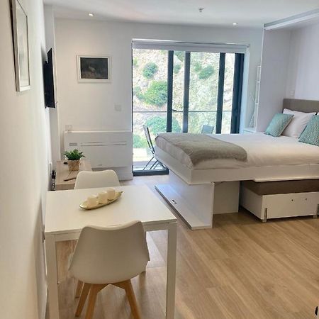 Cp Luxury Studio Gibraltar Bagian luar foto
