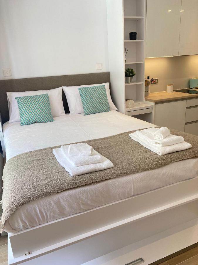 Cp Luxury Studio Gibraltar Bagian luar foto